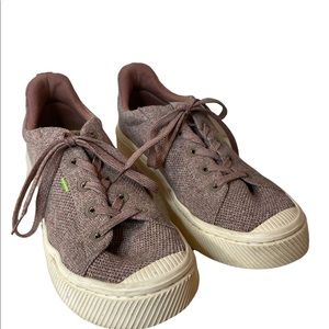 CARIUMA stone blush knit sneakers size Mens 9 womens 10.5